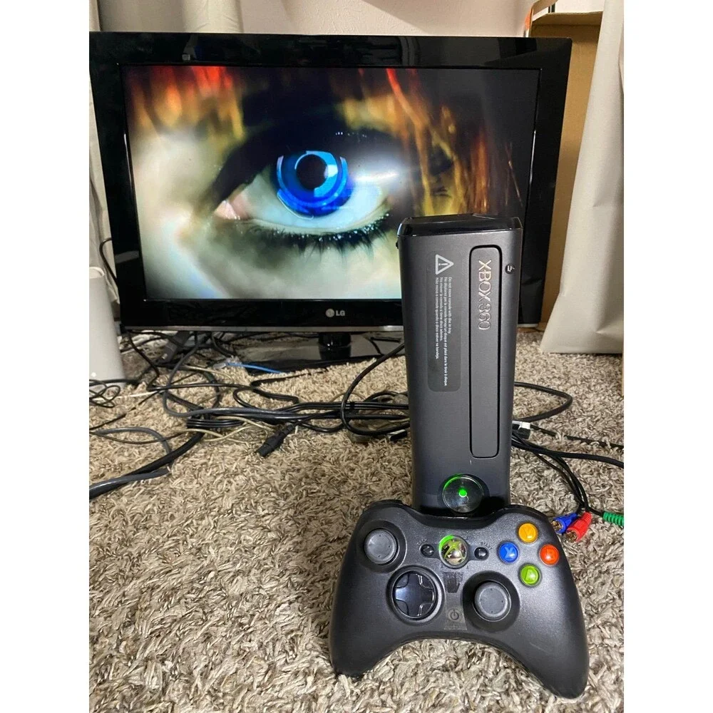 Microsoft Xbox 360 Slim Black 4GB Bundle + wireless Controller TESTED Authentic